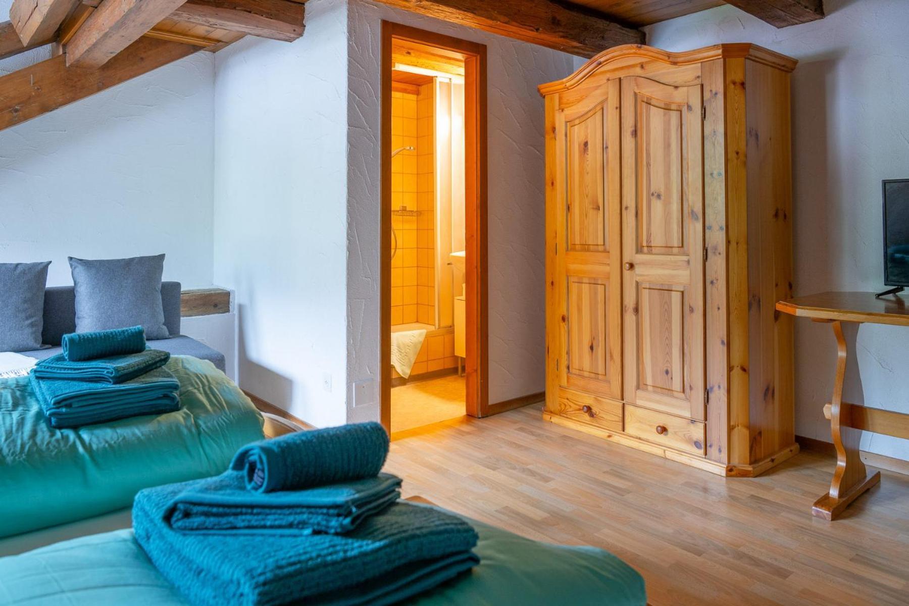 Chrona Bed & Breakfast Jenaz Værelse billede